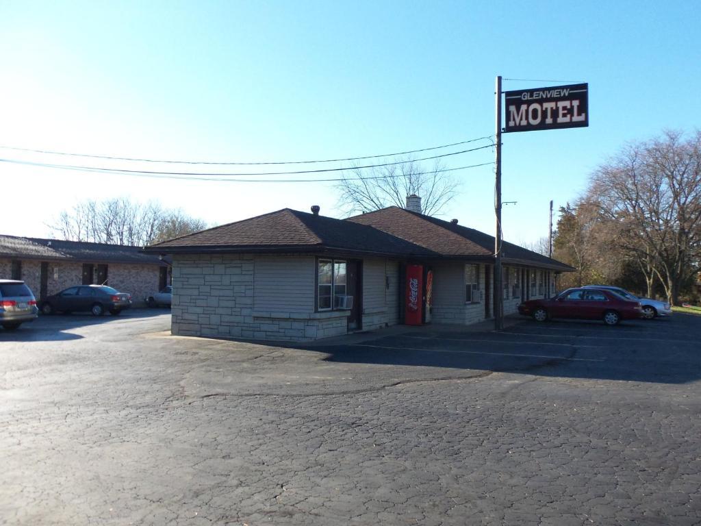 Glenview Motel Dubuque Esterno foto